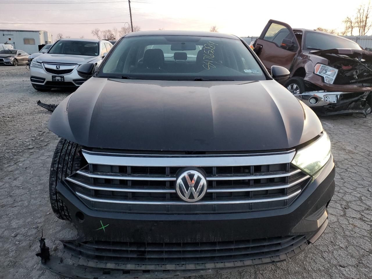 2019 Volkswagen Jetta - Image 5