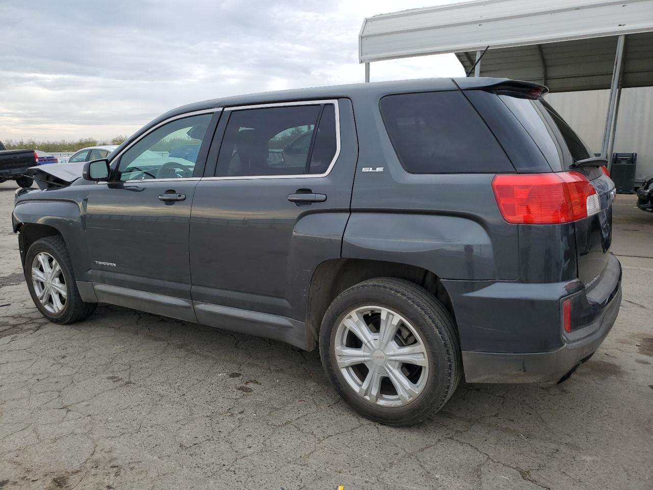 VIN 2GKALMEK9H6192460 2017 GMC TERRAIN no.2