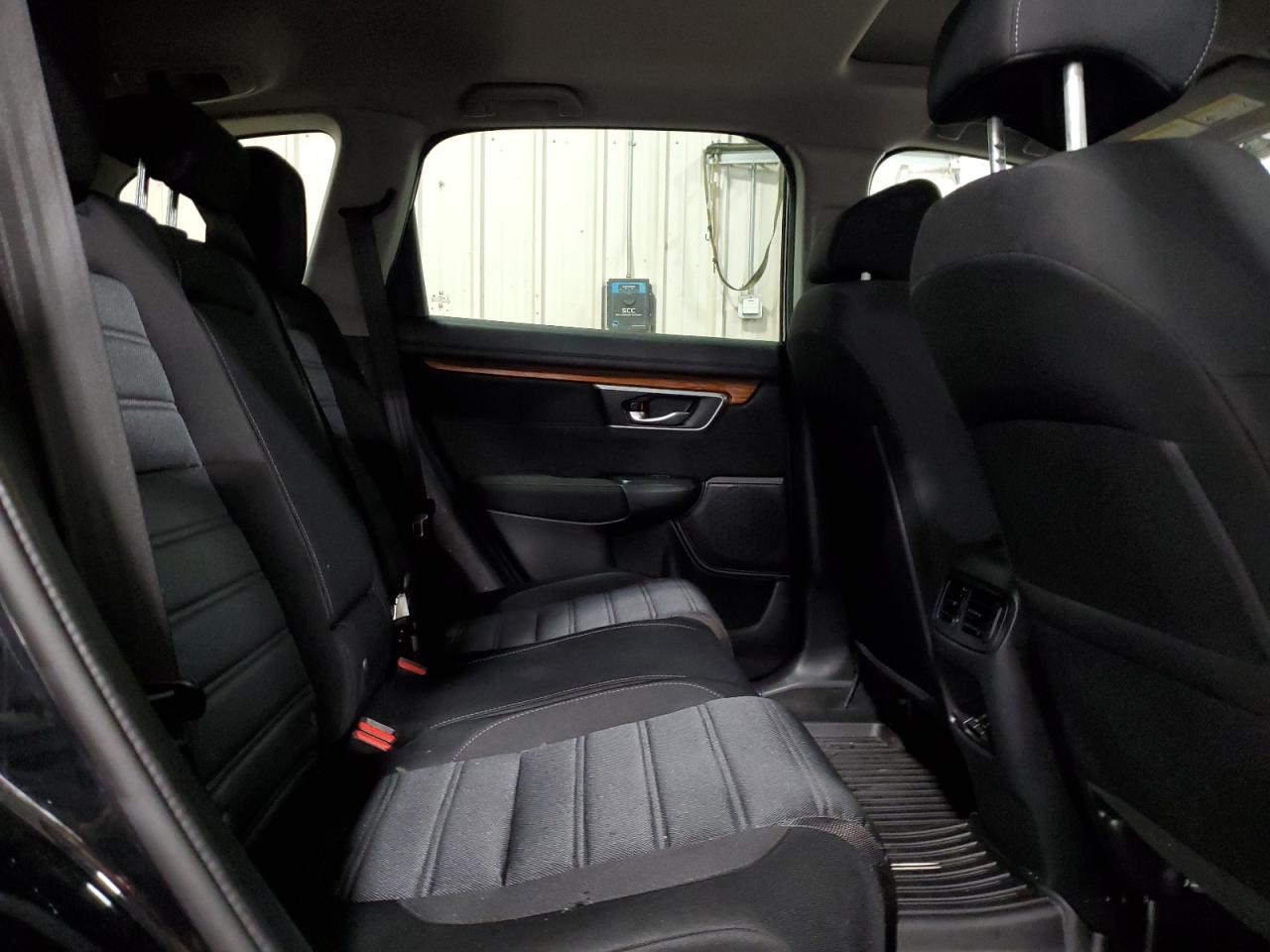 2017 Honda CR-V - Image 12