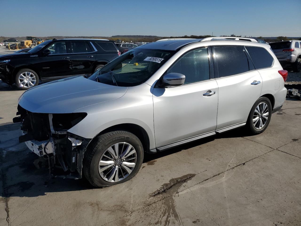 2019 Nissan Pathfinder - Image 1