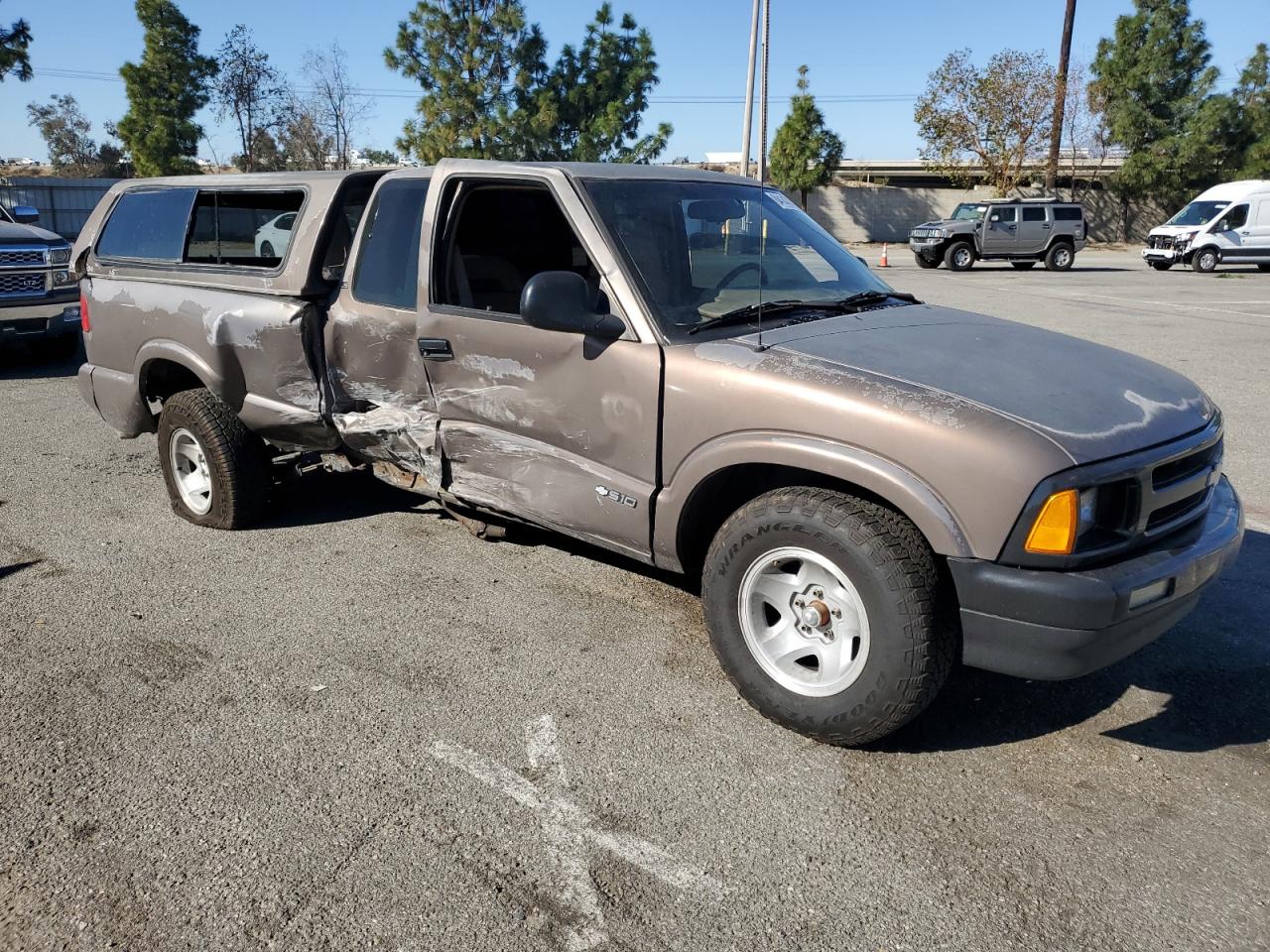 1997 Chevrolet S-10 Pickup - Image 4