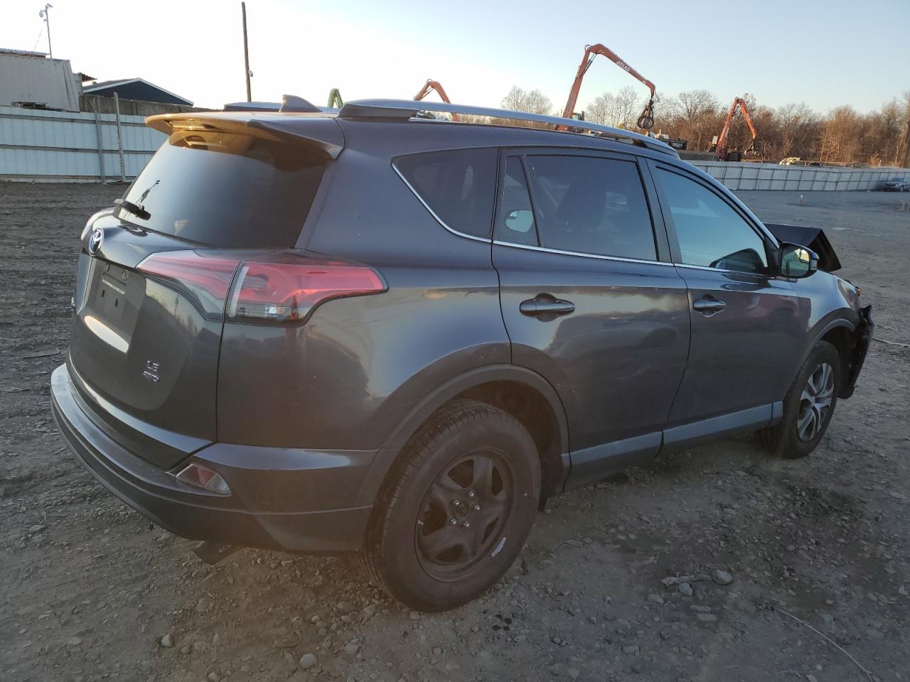 VIN 2T3BFREV6HW550892 2017 TOYOTA RAV4 no.3