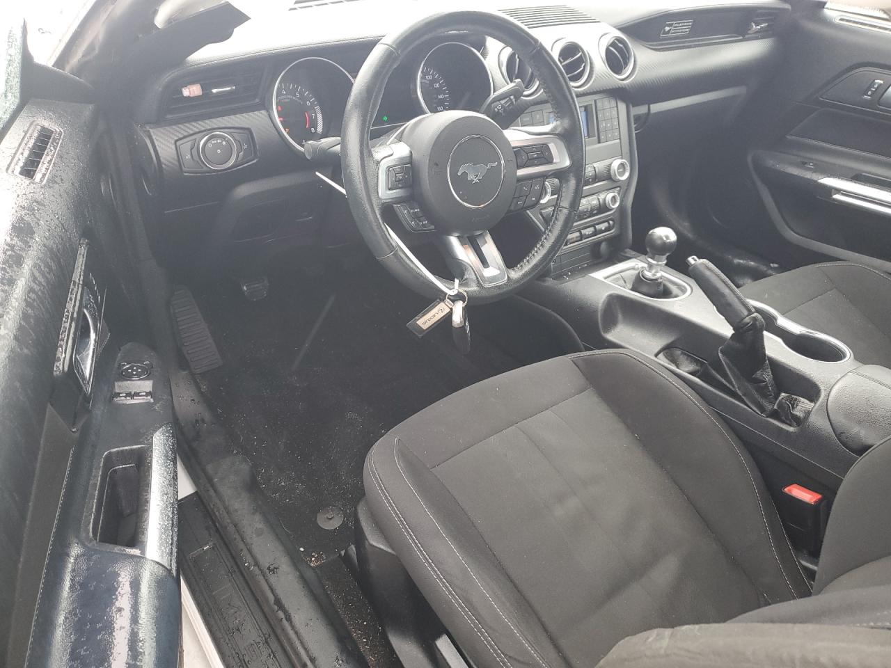 2020 Ford Mustang - Image 8