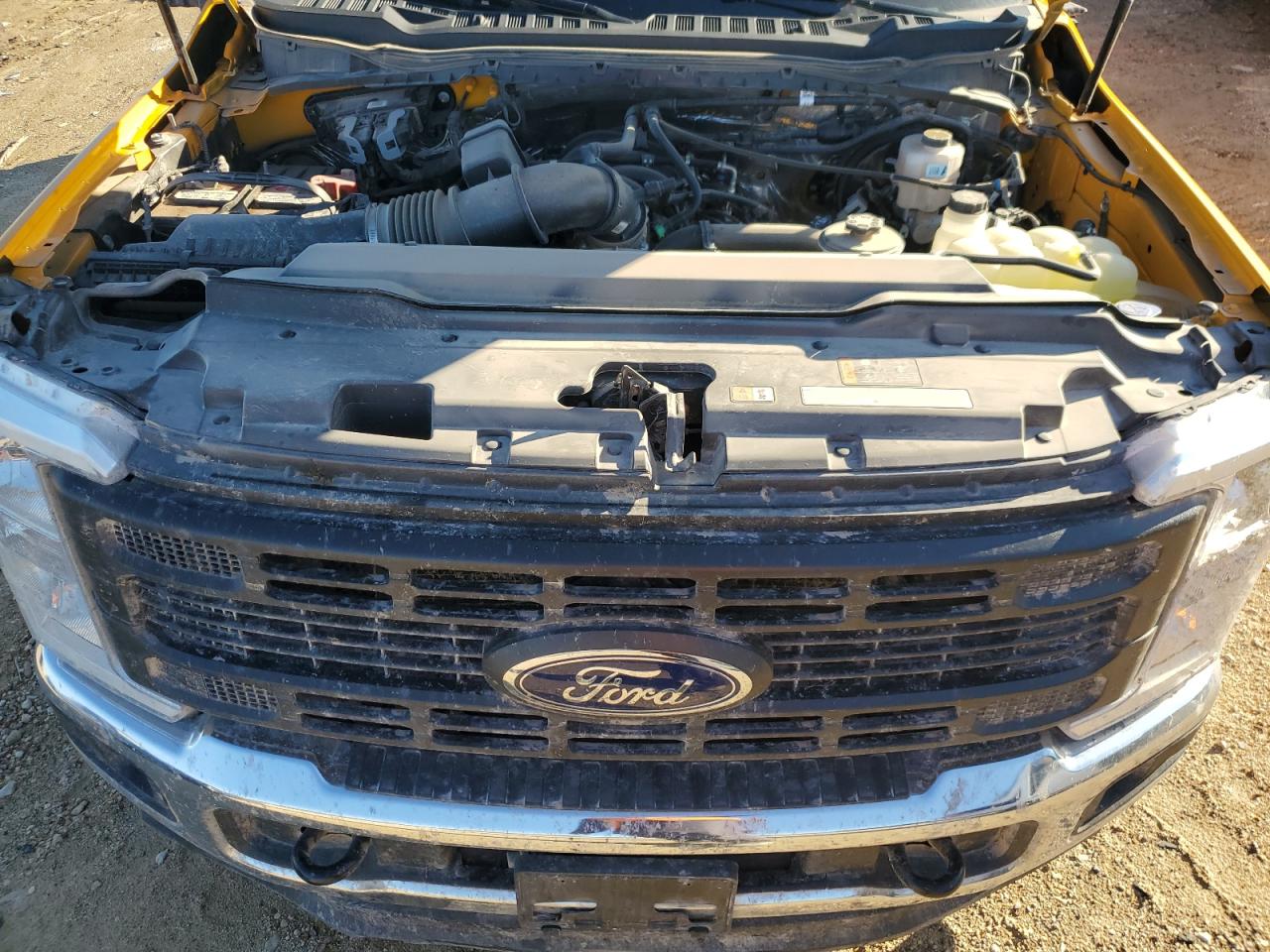 2023 Ford F250 - Image 12
