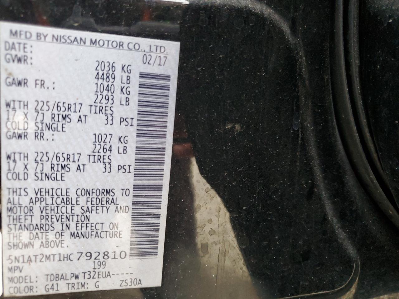 5N1AT2MT1HC792810 2017 NISSAN ROGUE - Image 16