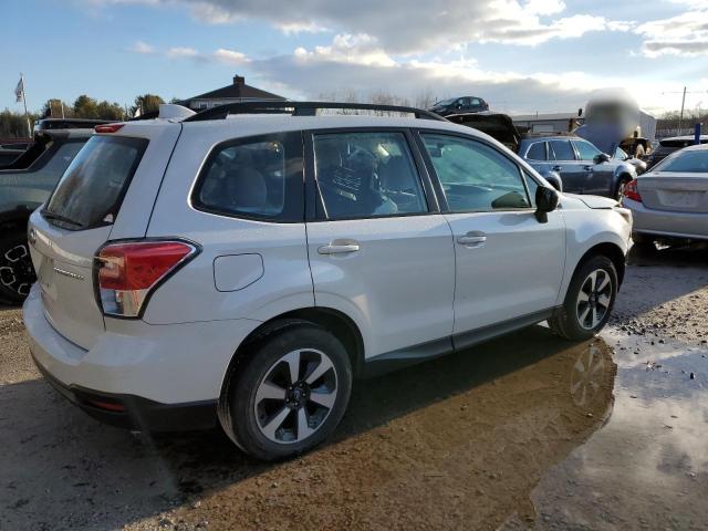  SUBARU FORESTER 2018 Белы