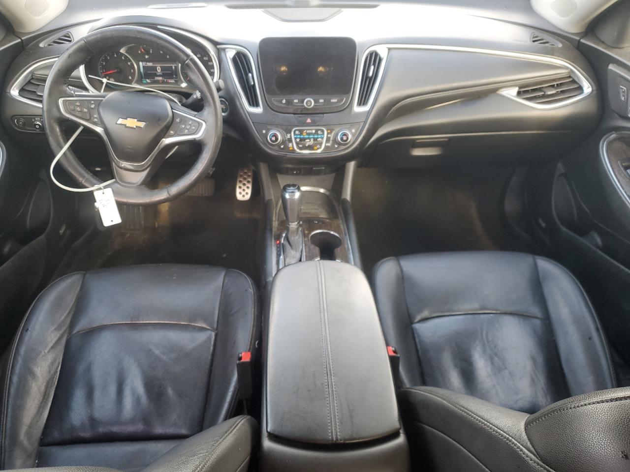 2016 Chevrolet Malibu - Image 8