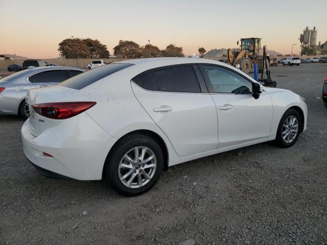  MAZDA 3 2016 Білий