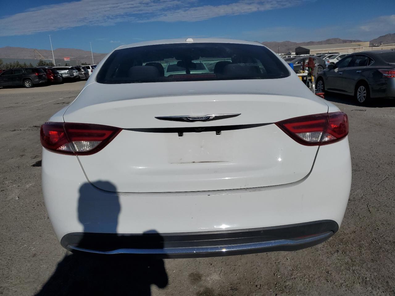 VIN 1C3CCCAB2FN666928 2015 CHRYSLER 200 no.6