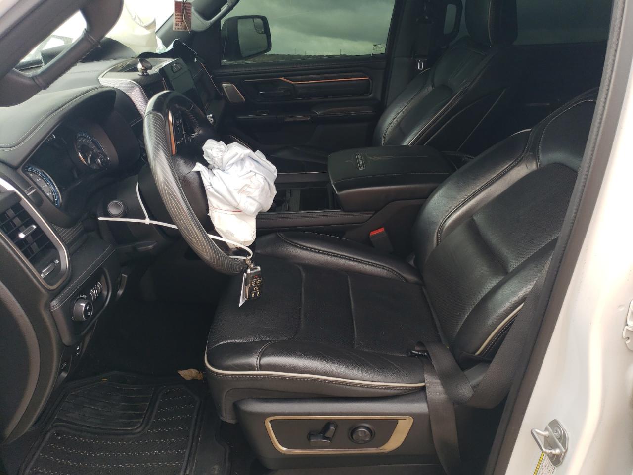 2019 RAM 1500 - Image 7