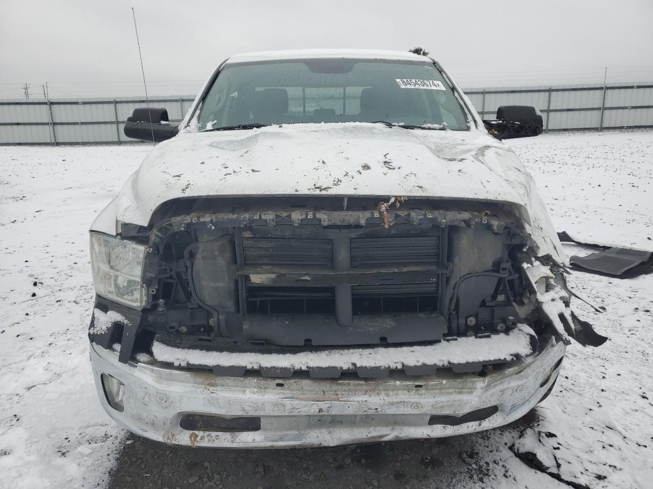 2016 RAM 1500 - Image 5