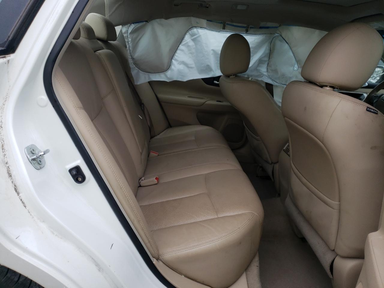 2013 Nissan Altima - Image 10