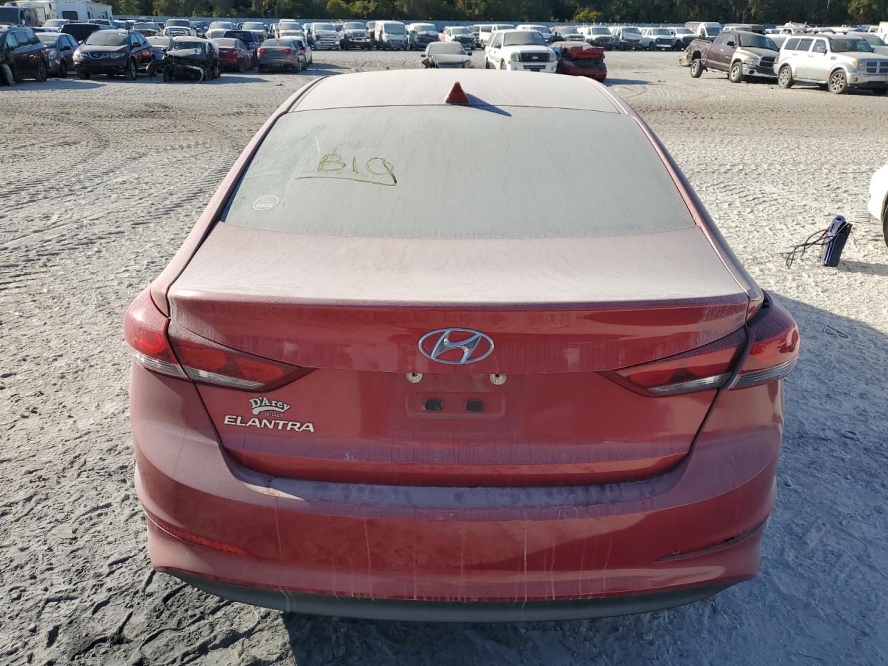 2017 Hyundai Elantra - Image 6
