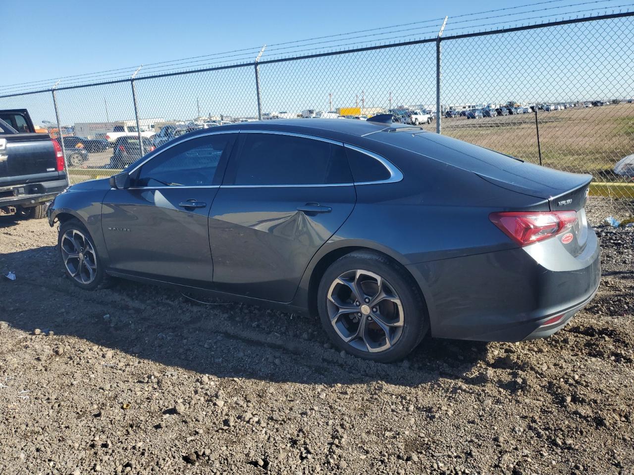 2020 Chevrolet Malibu - Image 2