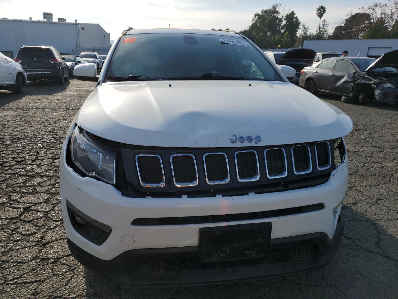 VIN 3C4NJCBB8KT832260 2019 JEEP COMPASS no.5