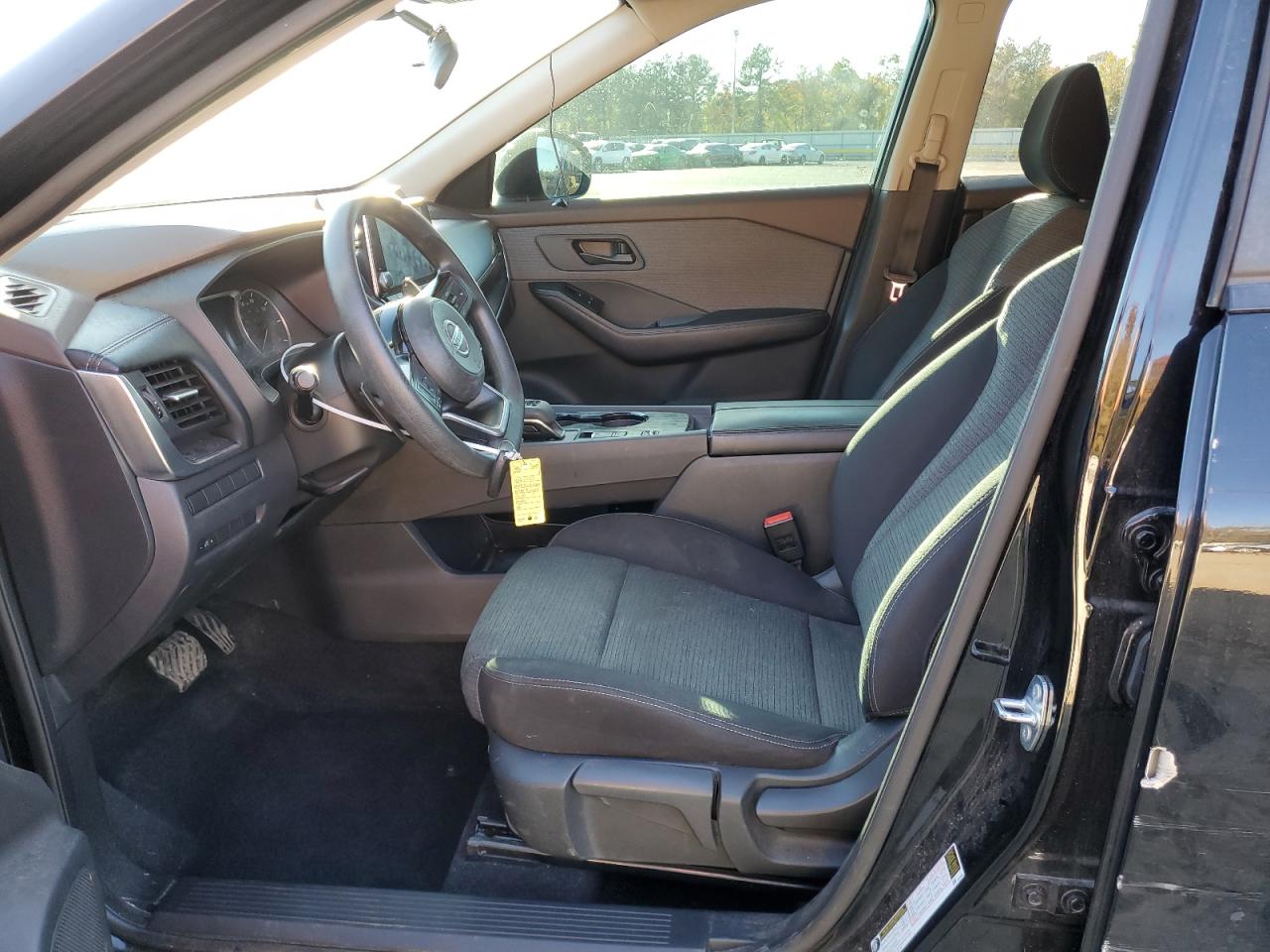 2021 Nissan Rogue - Image 7