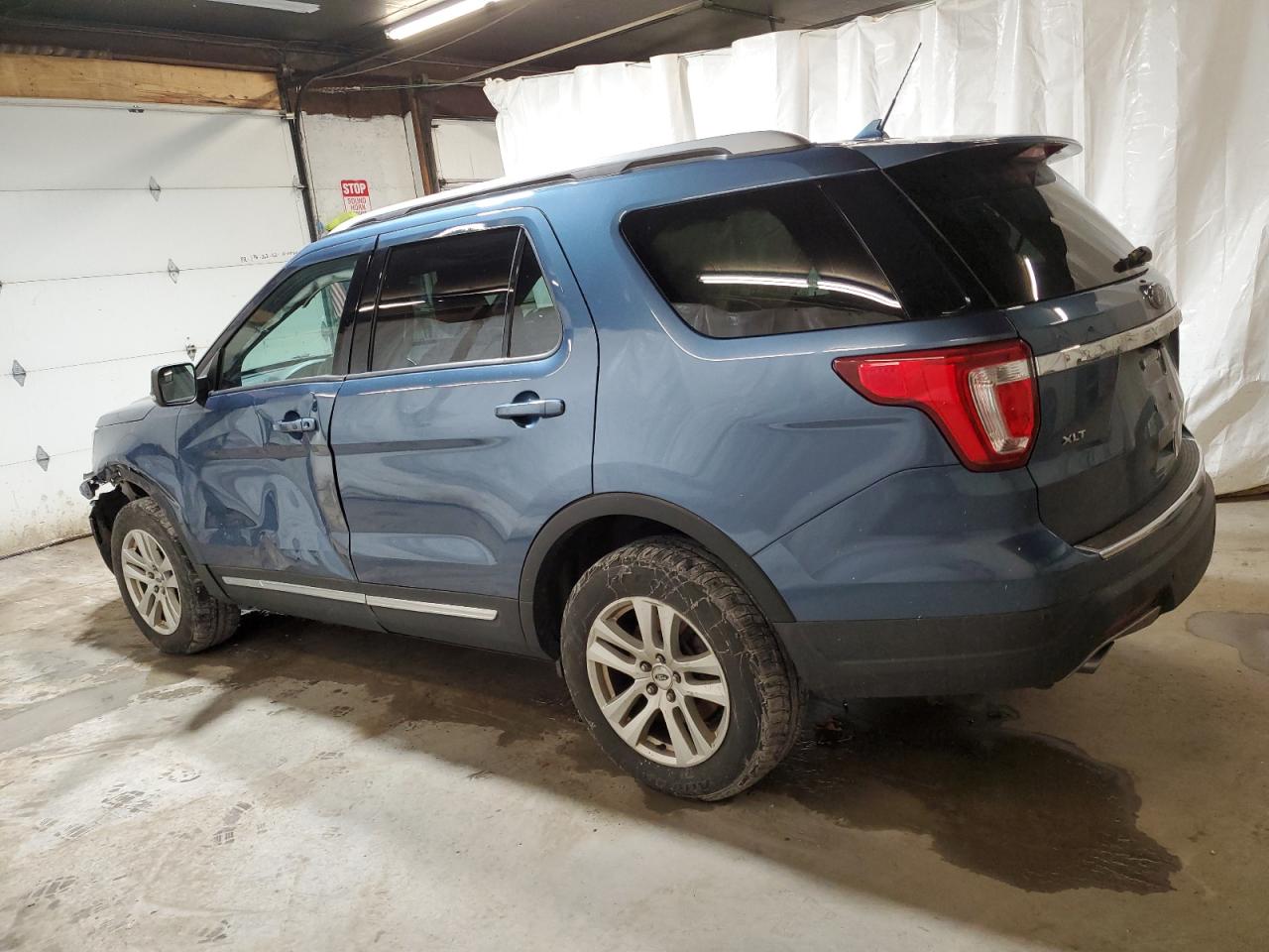 VIN 1FM5K8D84JGB28597 2018 FORD EXPLORER no.2