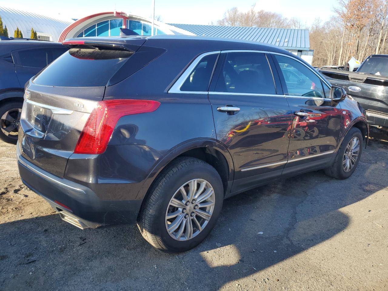 2018 Cadillac XT5 - Image 3