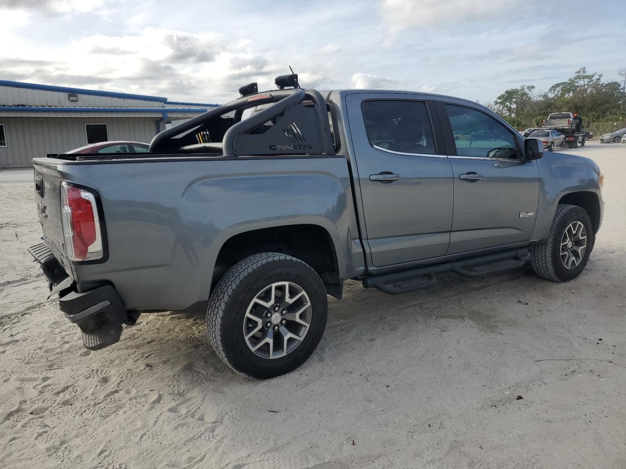 VIN 1GTG6FEN4L1146632 2020 GMC CANYON no.3