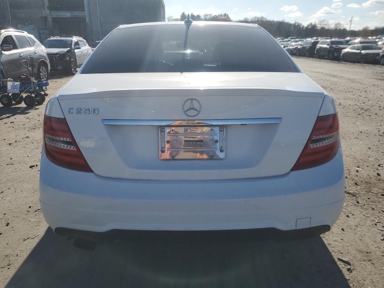 VIN WDDGF4HB6DR262221 2013 MERCEDES-BENZ C-CLASS no.6