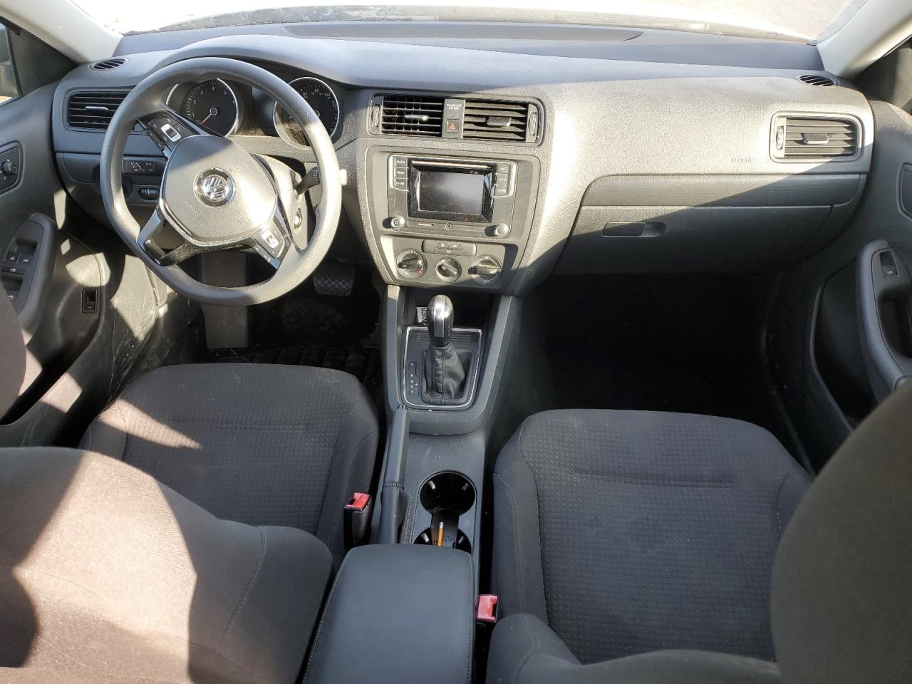 2016 Volkswagen Jetta - Image 8