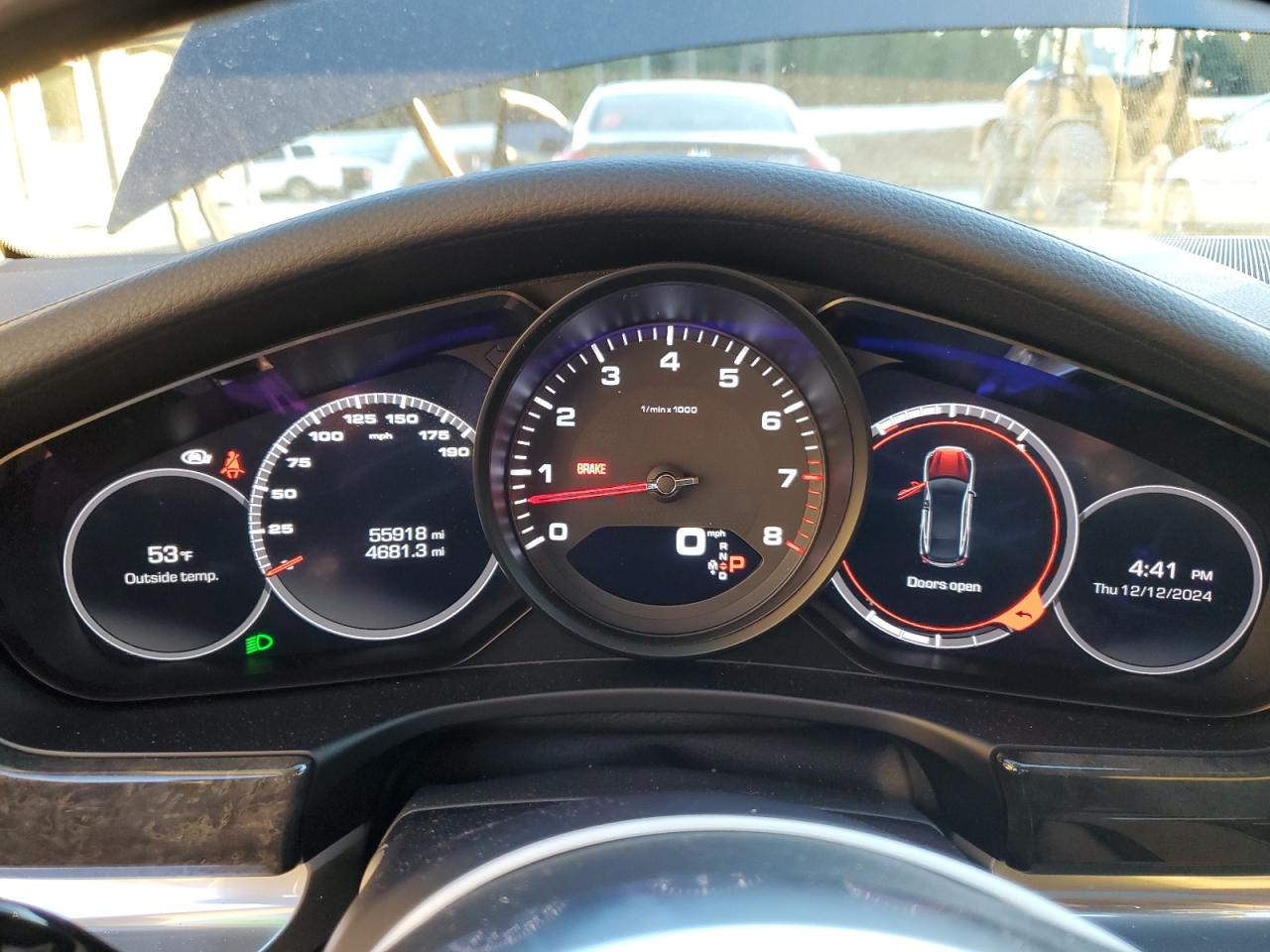 2018 Porsche Panamera - Image 9