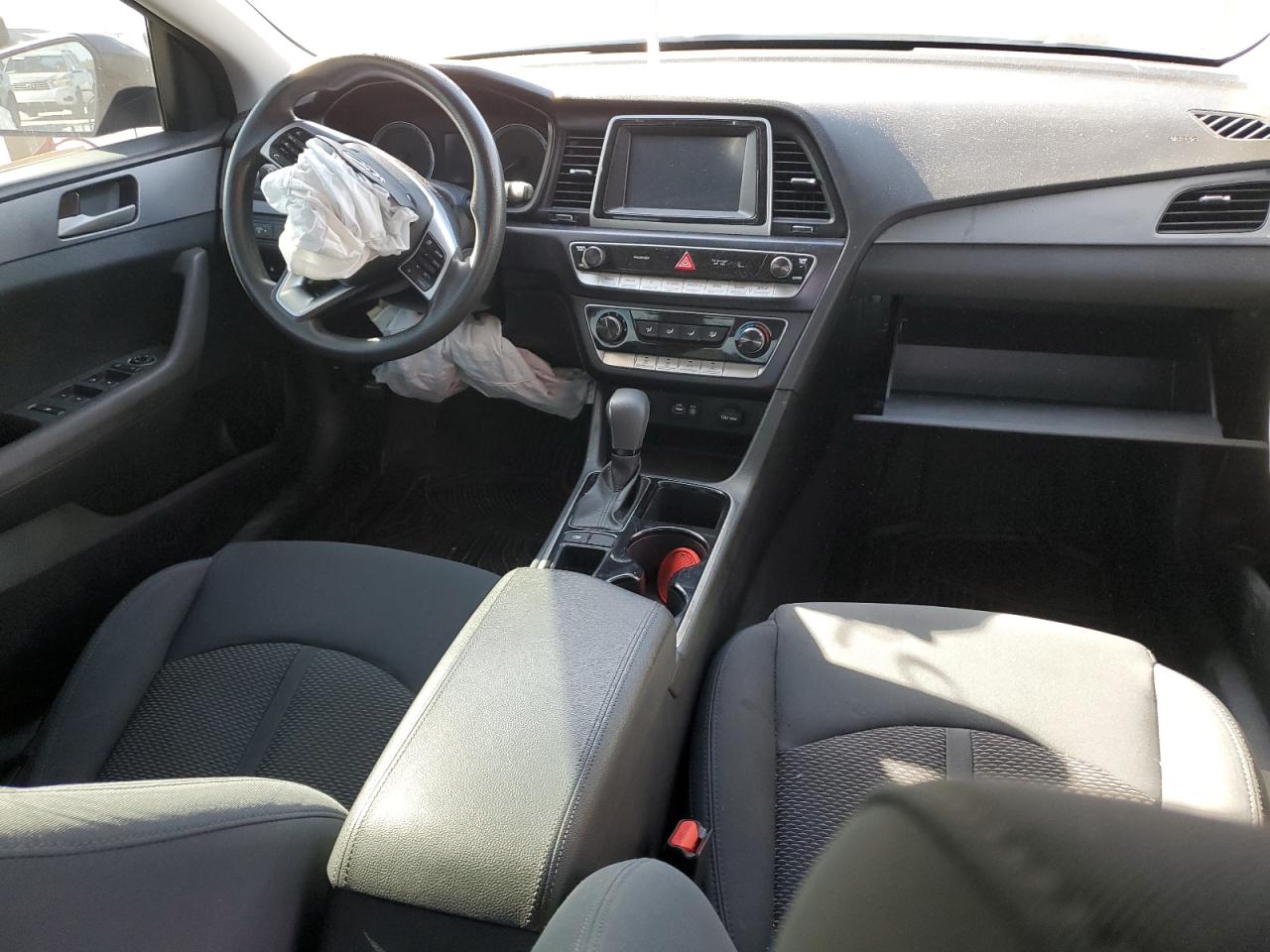 2019 Hyundai Sonata - Image 8