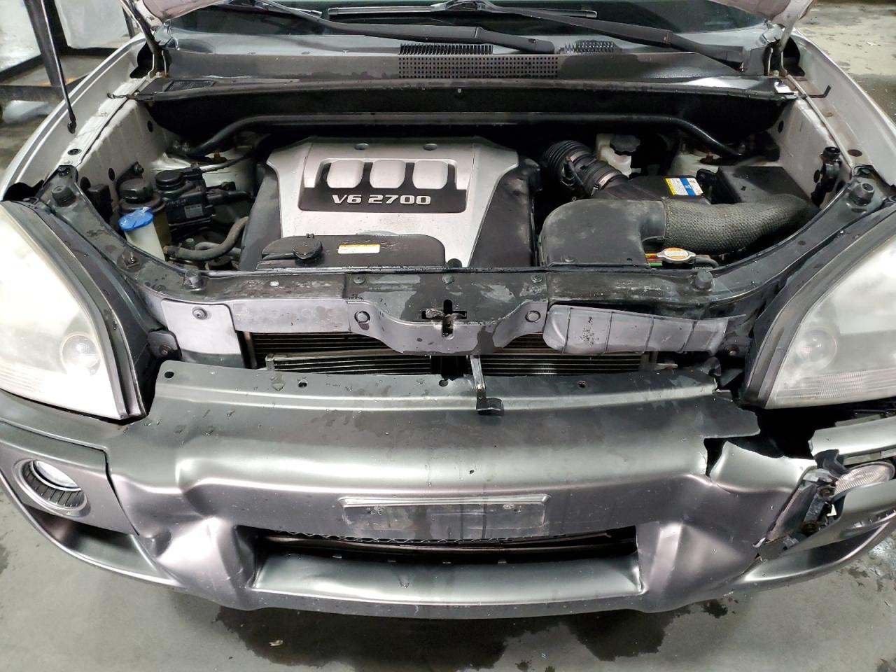 2006 Hyundai Tucson - Image 12