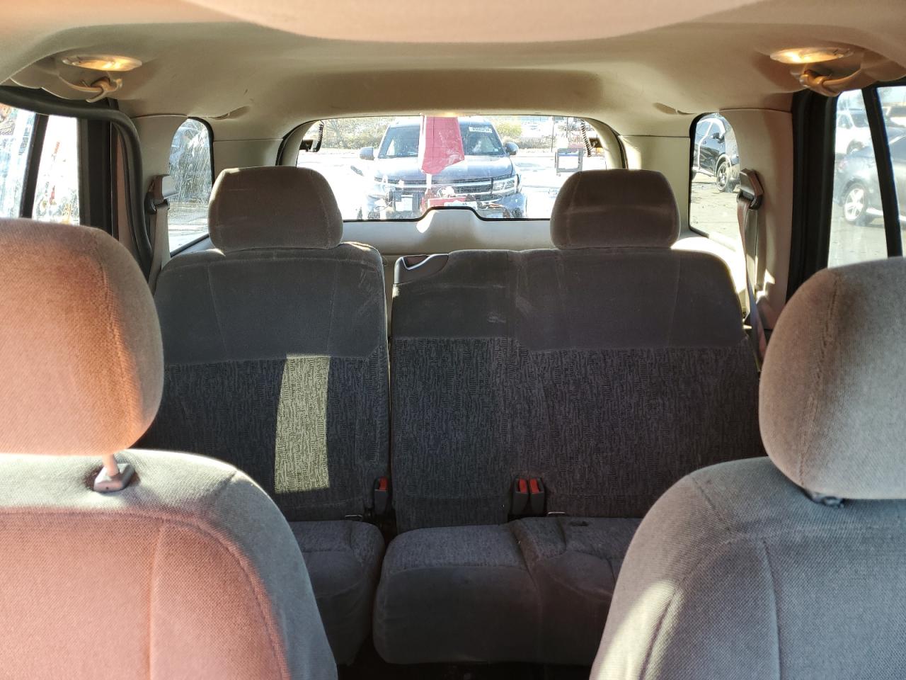 2002 Chevrolet TrailBlazer - Image 10