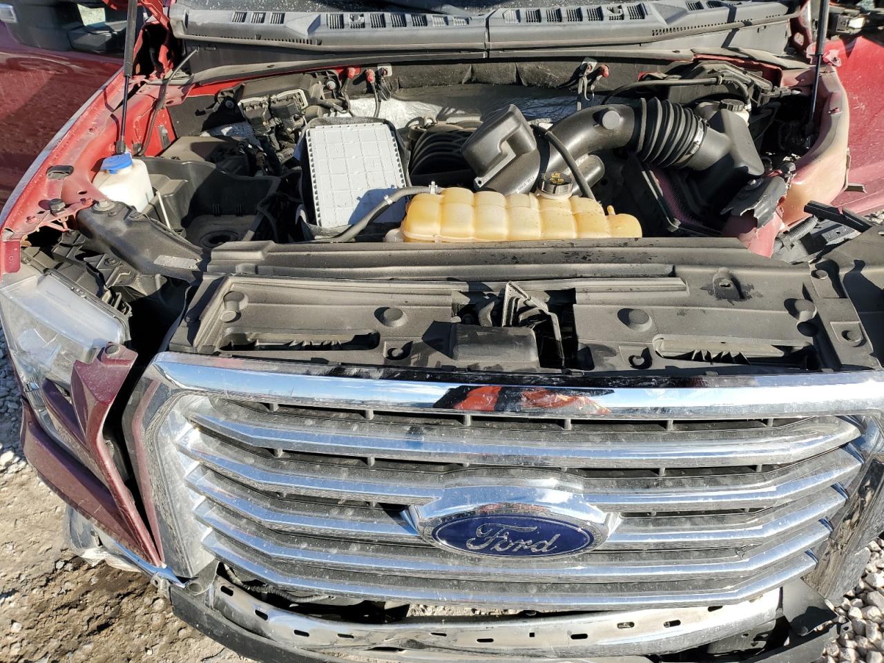 2016 Ford F-150 - Image 12