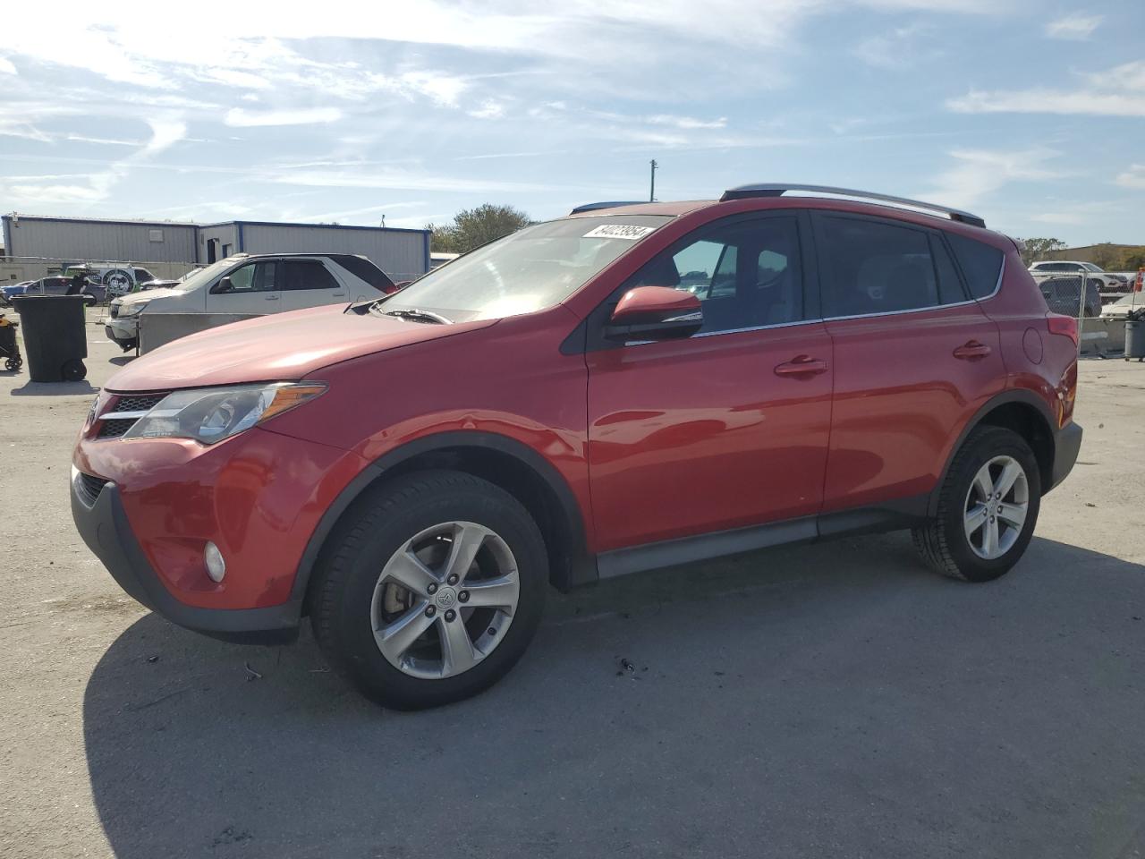 VIN 2T3WFREV0DW063313 2013 TOYOTA RAV4 no.1