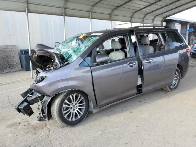 2020 Toyota Sienna Xle