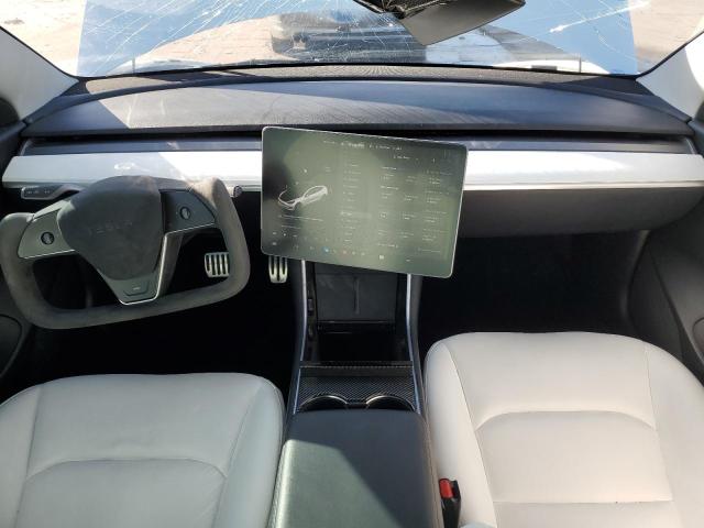  TESLA MODEL 3 2020 Белы