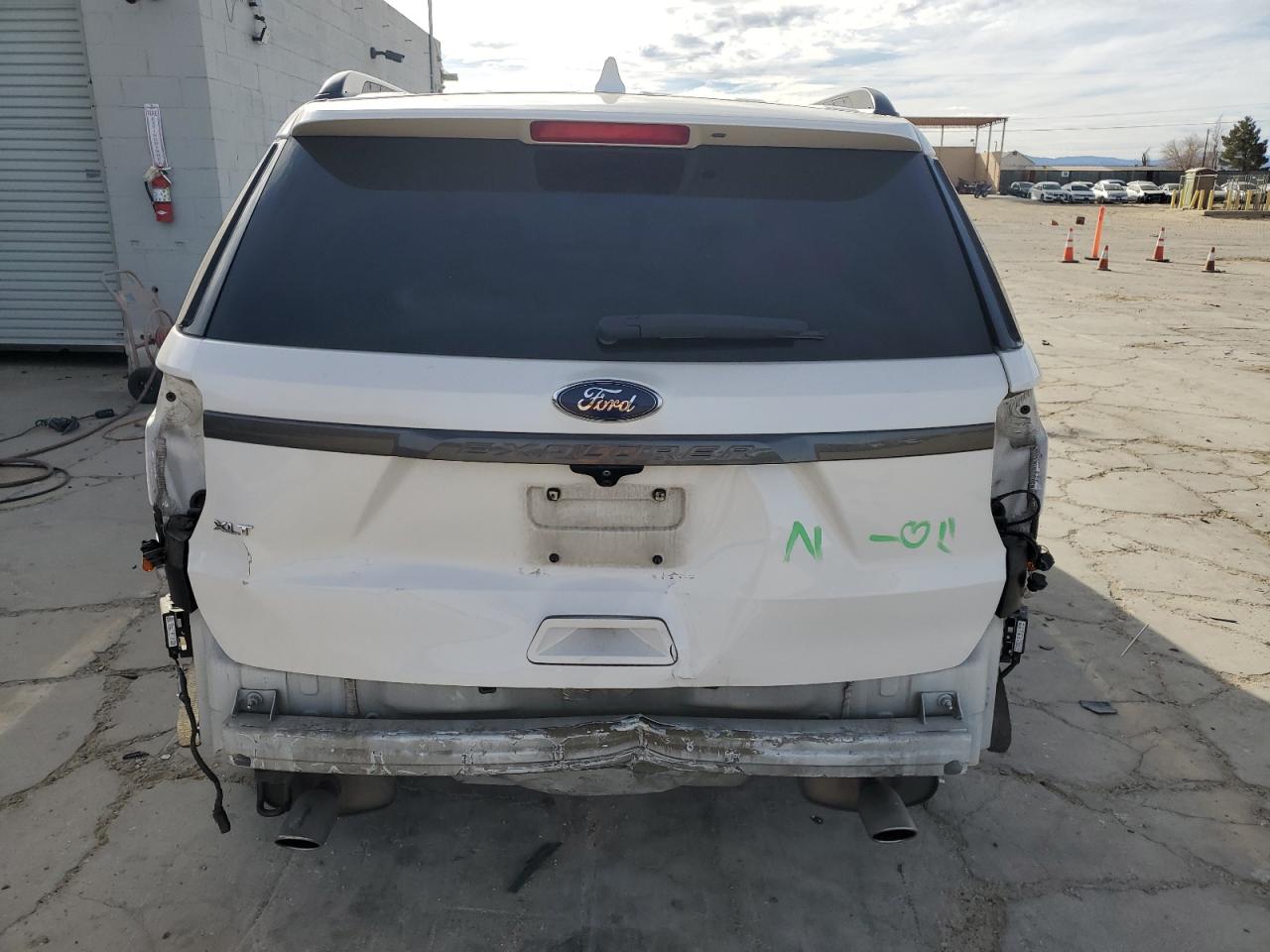 VIN 1FM5K7D86HGA99642 2017 FORD EXPLORER no.6