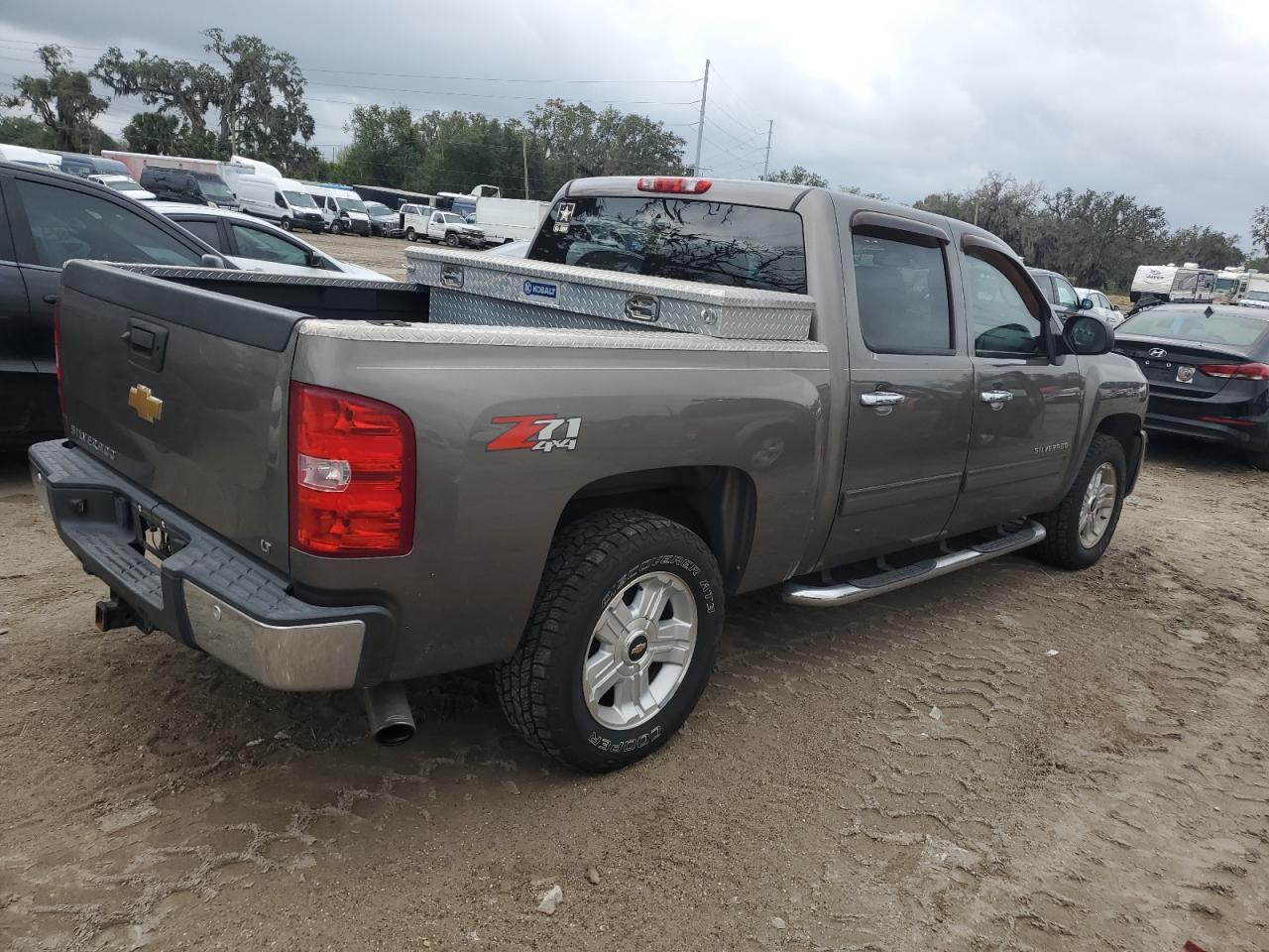 VIN 3GCPKSE79DG151530 2013 CHEVROLET ALL Models no.3