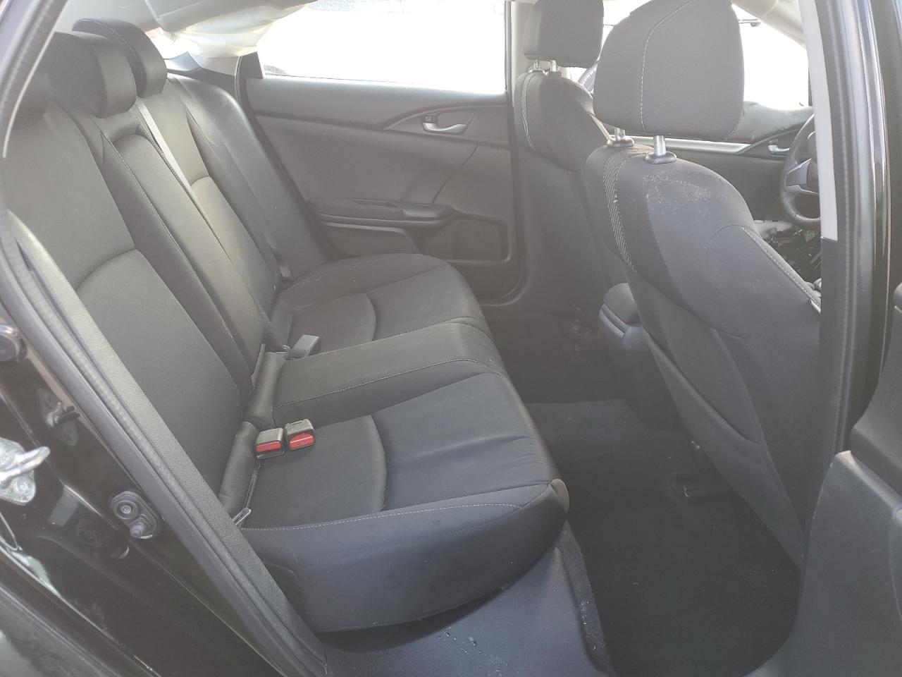 2018 Honda Civic - Image 10