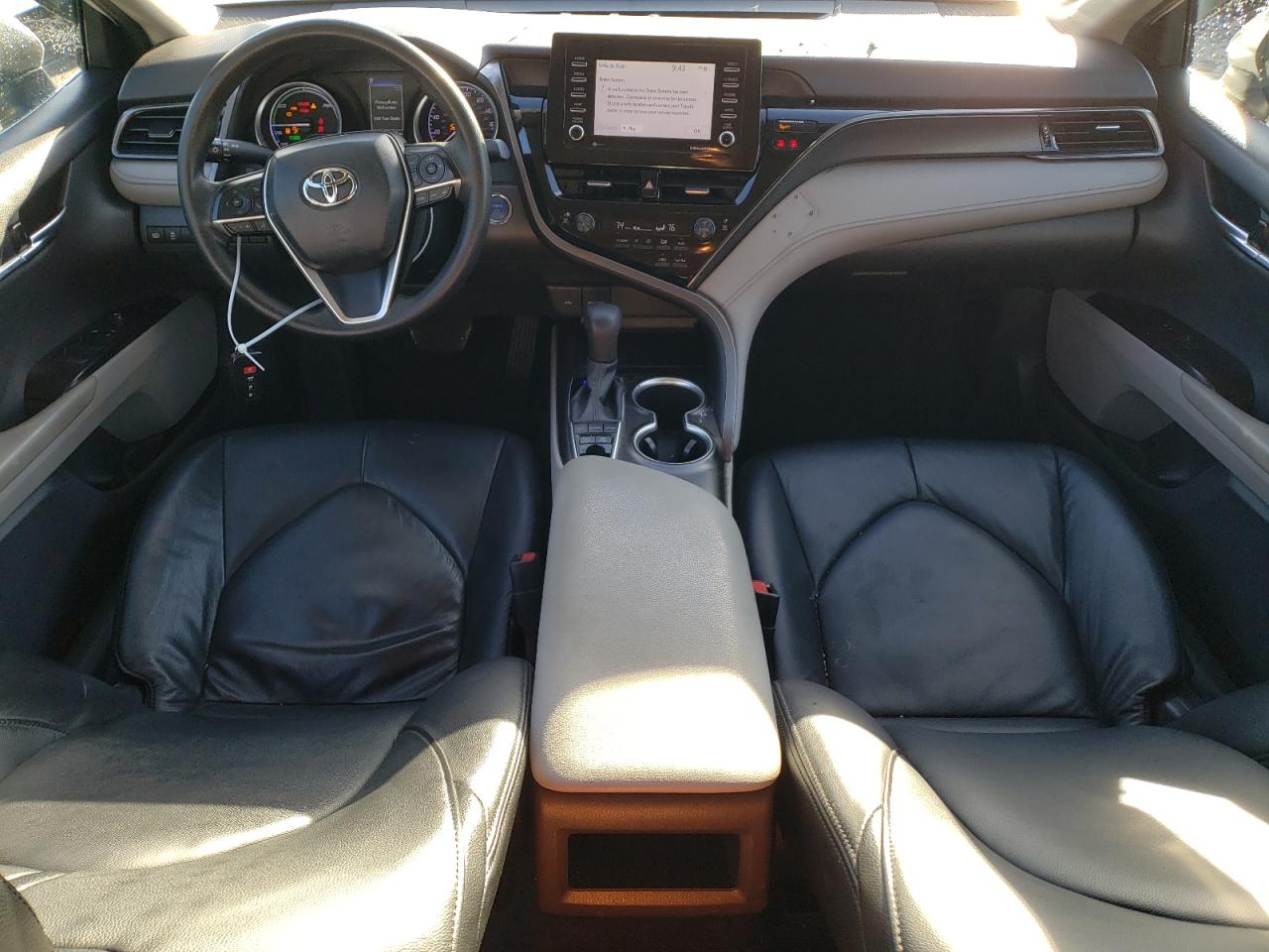 2022 Toyota Camry - Image 8