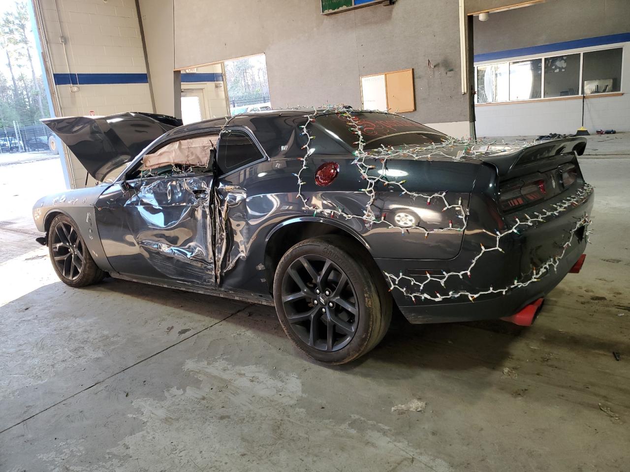 2019 Dodge Challenger - Image 2