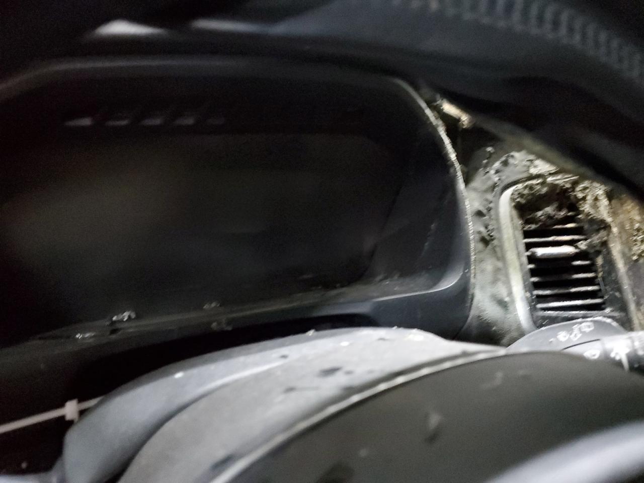 2016 Volvo XC90 - Image 9