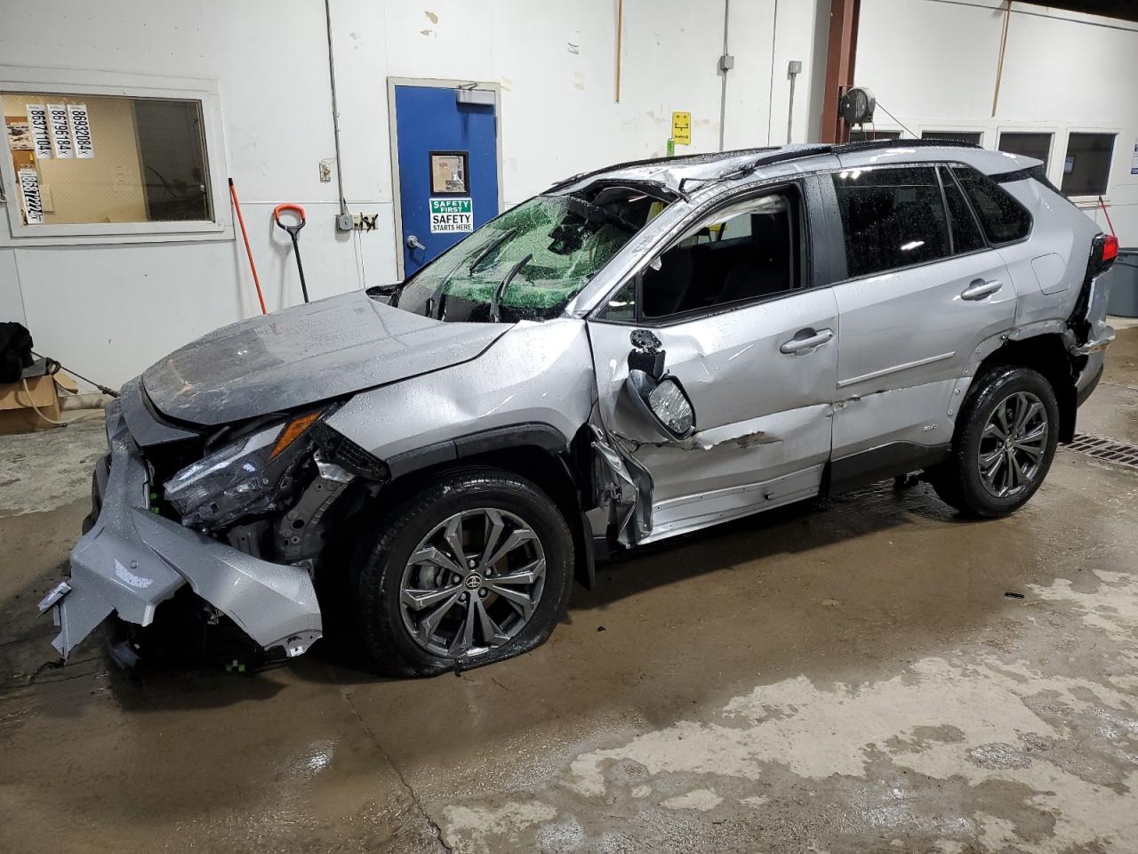 2024 Toyota RAV 4 - Image 1