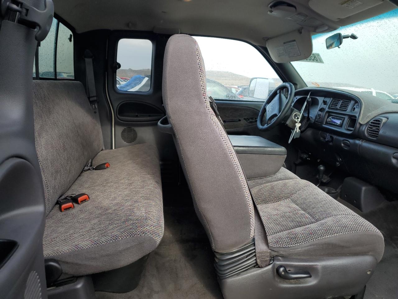 1999 Dodge Ram 2500 VIN: 1B7KF2360XJ650261 Lot: 85682364