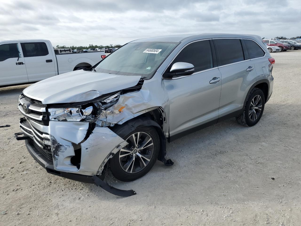 2019 TOYOTA HIGHLANDER