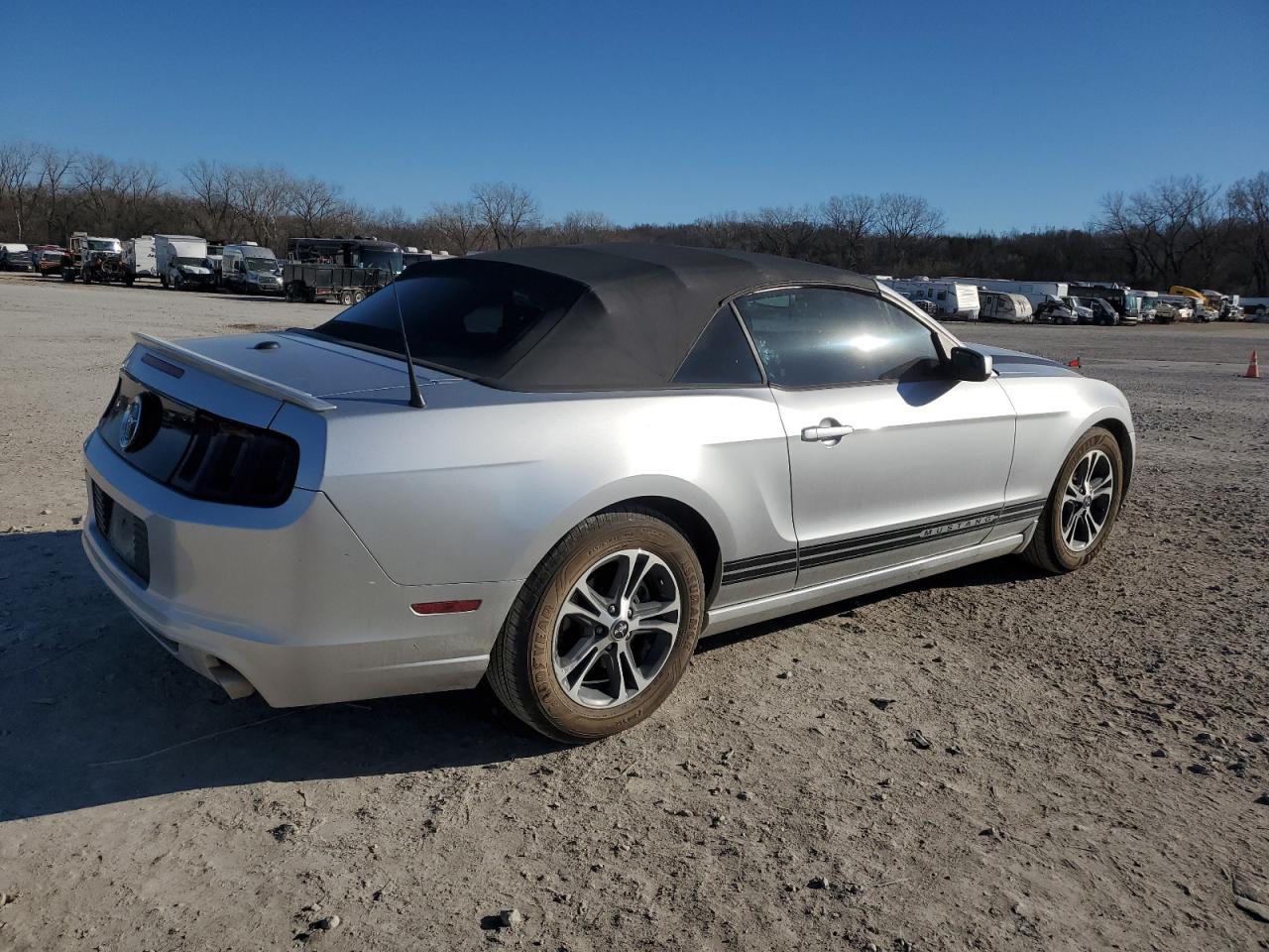 2014 Ford Mustang - Image 3