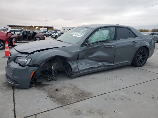 2019 Chrysler 300 Touring