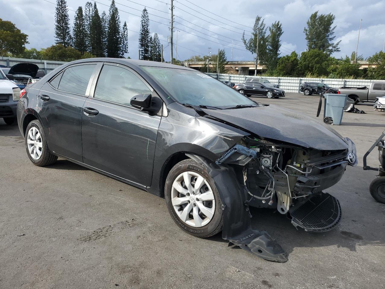 VIN 5YFBURHE7GP485707 2016 TOYOTA COROLLA no.4