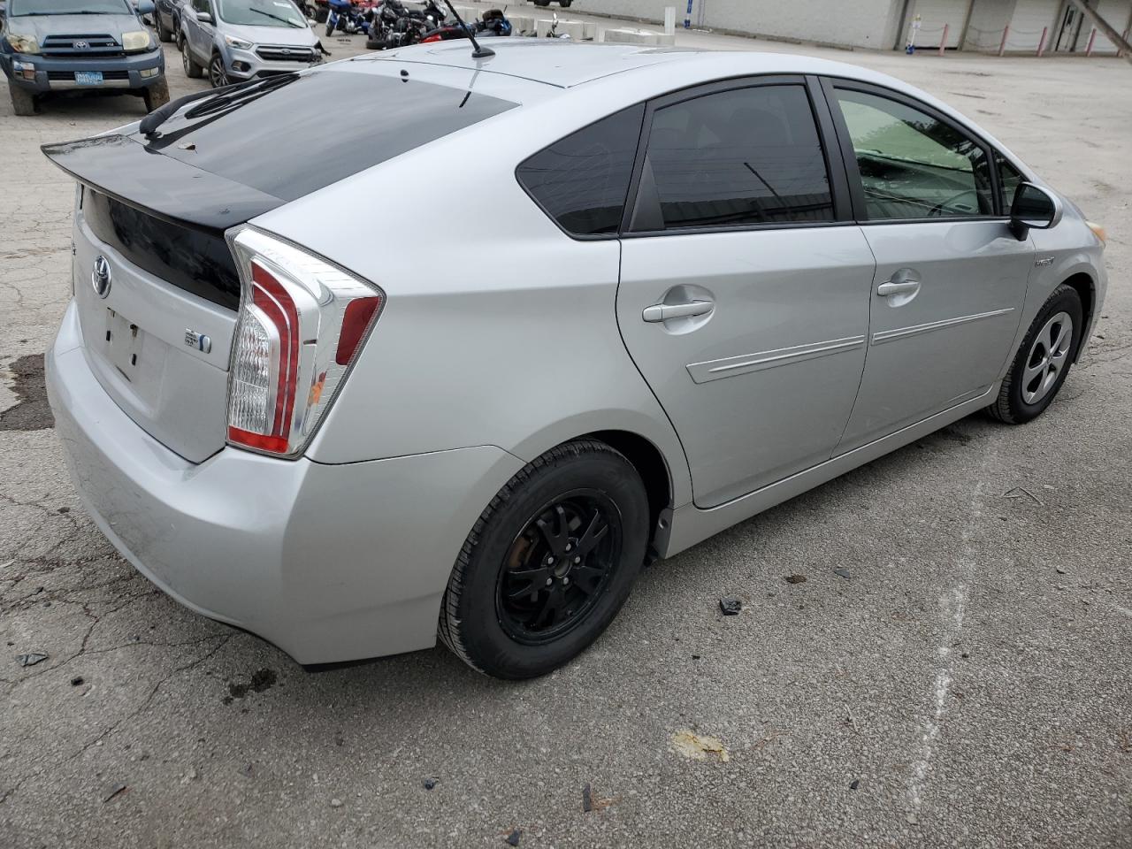 VIN JTDKN3DU2D5687273 2013 TOYOTA PRIUS no.3