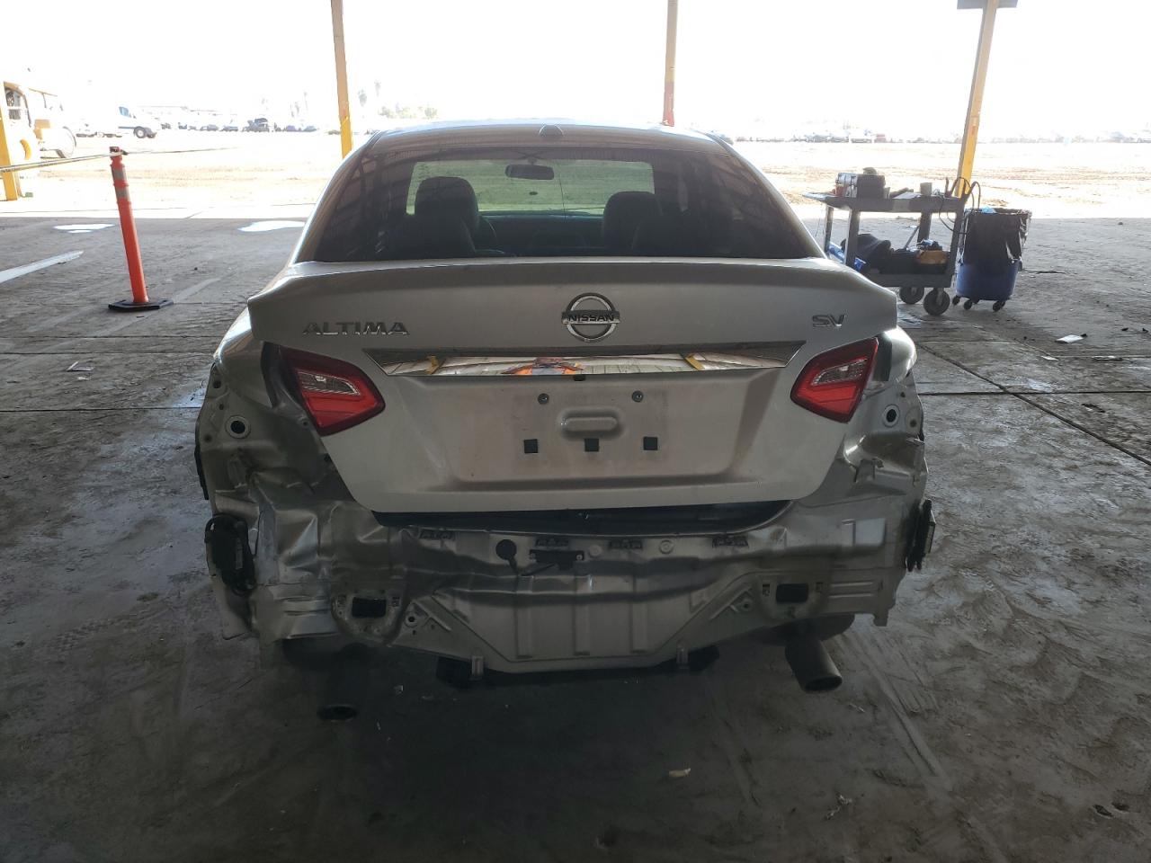 2017 Nissan Altima - Image 6