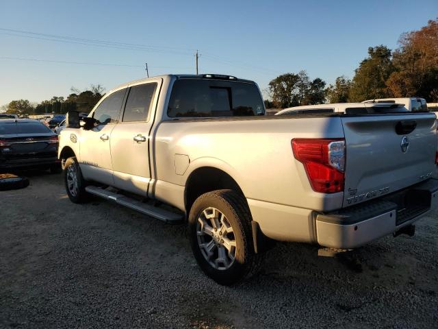 Pickups NISSAN TITAN 2016 Silver