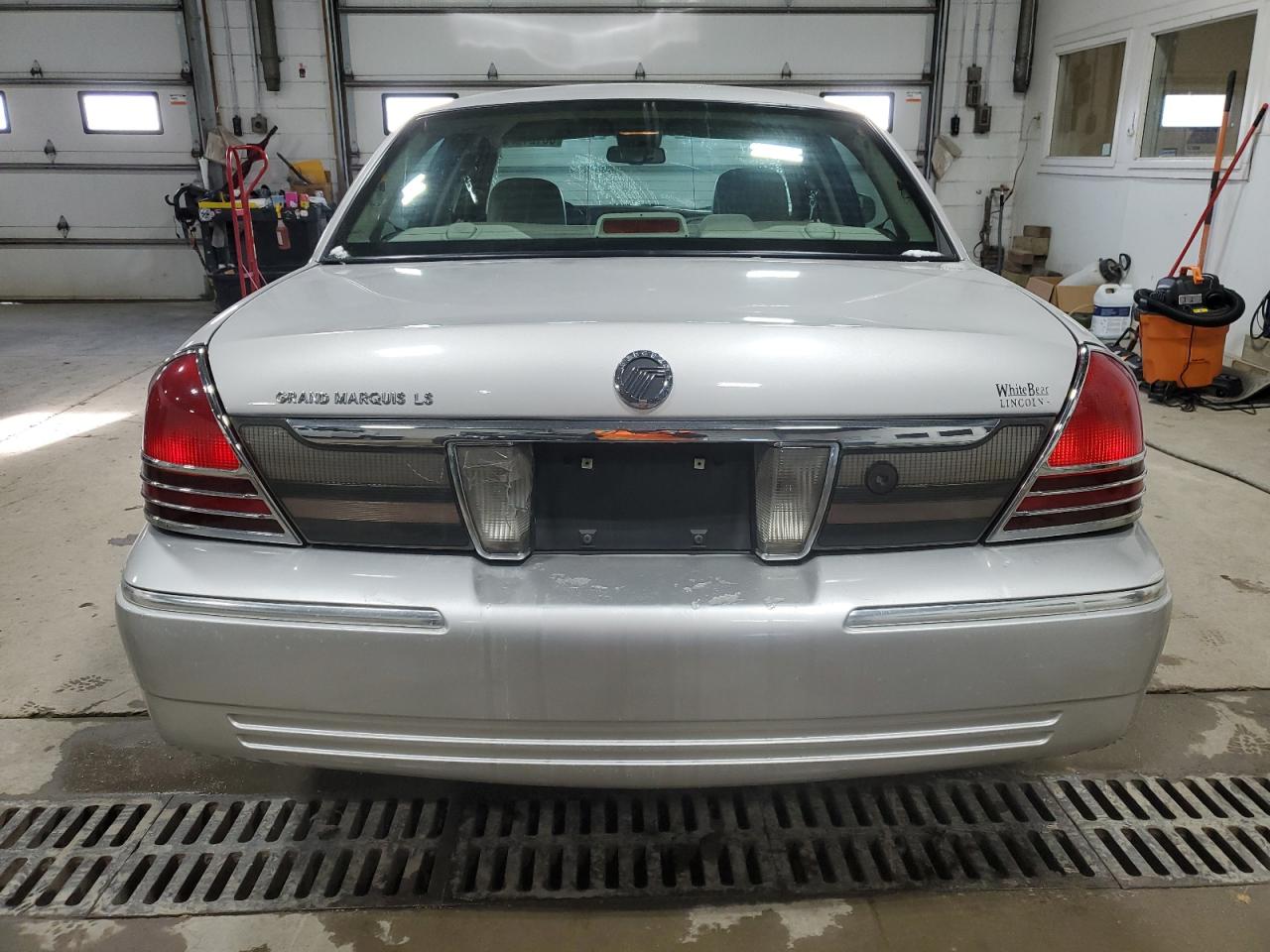 2008 Mercury Grand Marquis Ls VIN: 2MEHM75V88X638299 Lot: 85124274