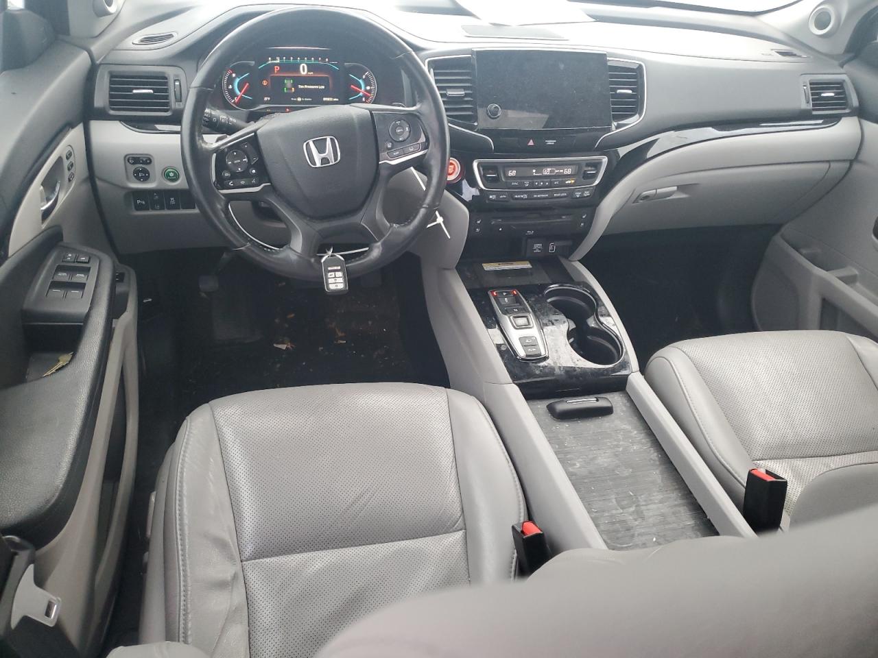 2020 Honda Pilot - Image 8